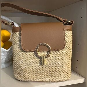 Classy NWOT Brown and Tan Woven Women’s Bag